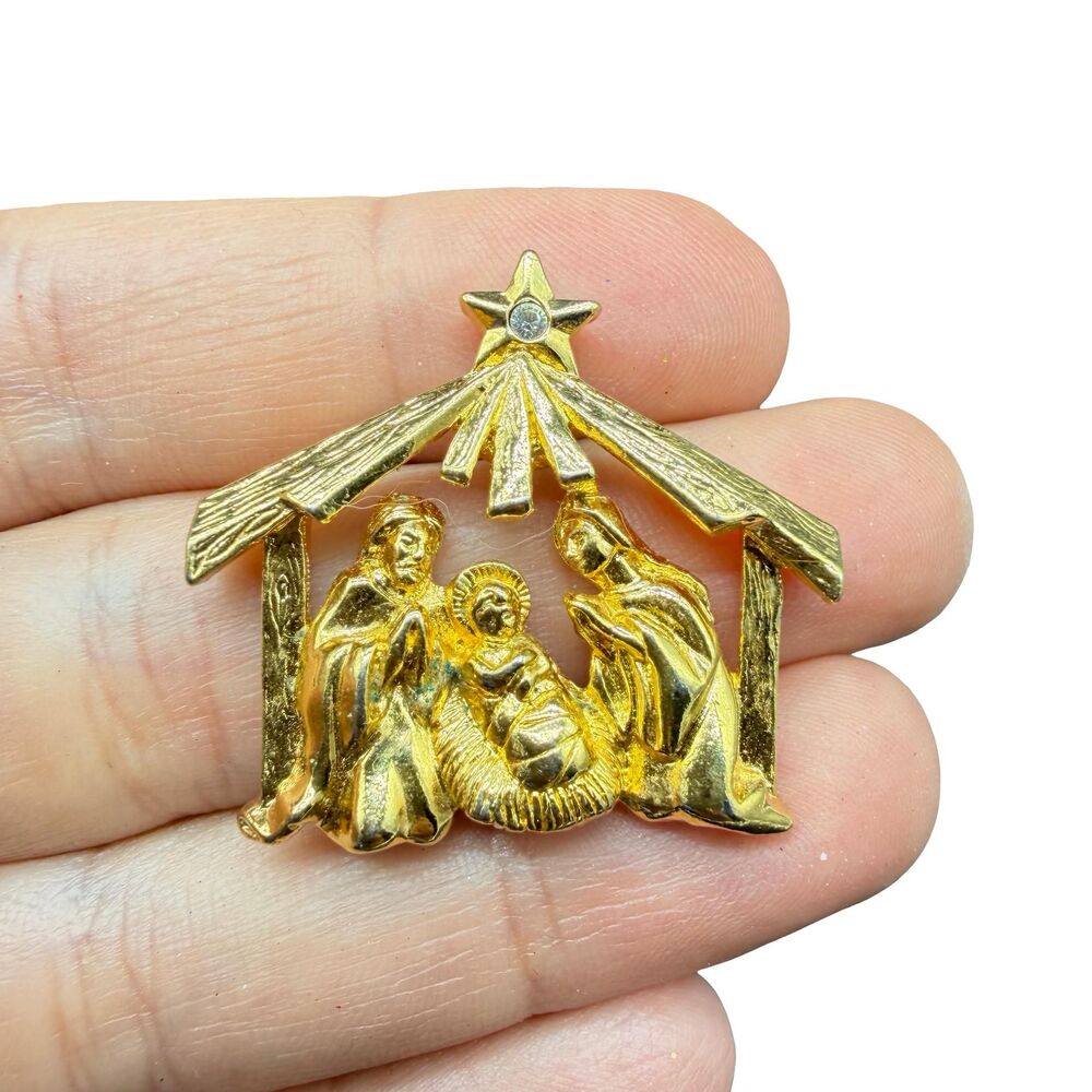 Vintage Jesus in Manger Brooch: Religious Christmas Pin